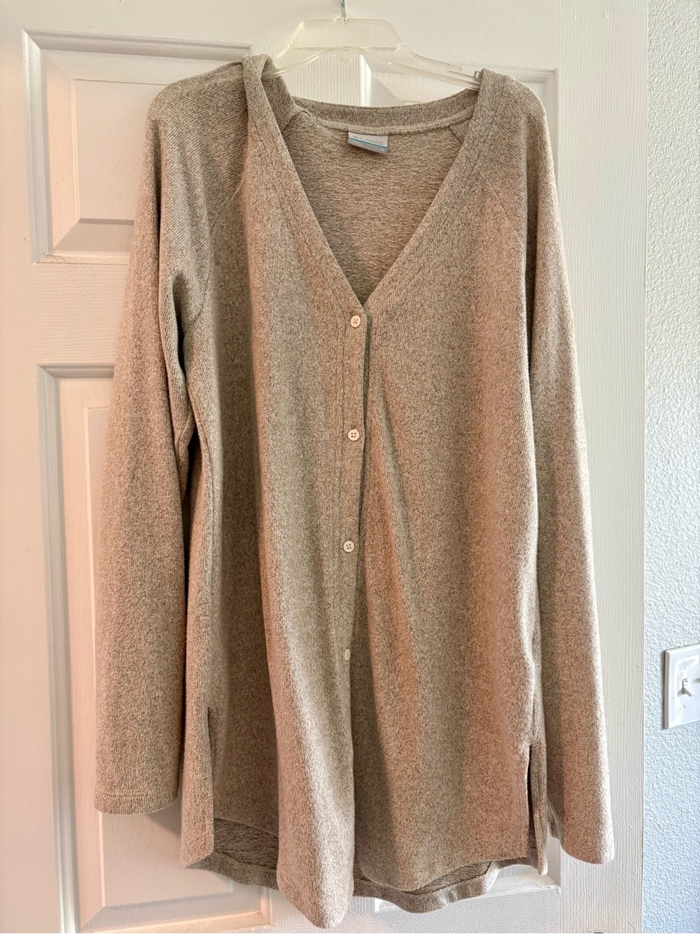Columbia Beige Button-Down Women's Cardigan